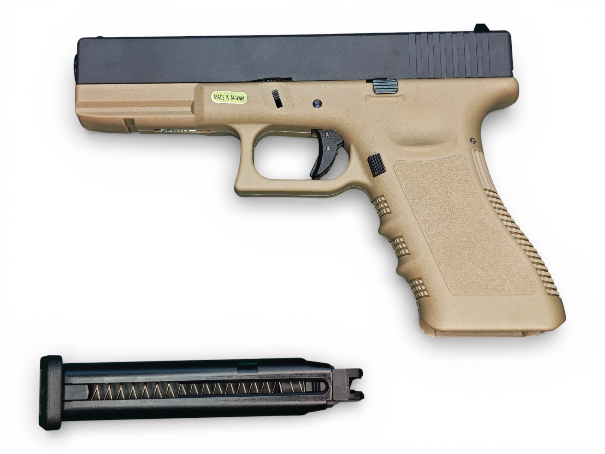 【翔準AOG】《二手槍》(僅存一隻) Glock17 沙 瓦斯槍 一槍 超值 超划算 收藏 愛槍 拆零件 DIY D0012 【翔準AOG】《二手槍》(僅存一隻) Glock17 沙 瓦斯槍 一槍 超值 超划算 收藏 愛槍 拆零件 DIY D0012